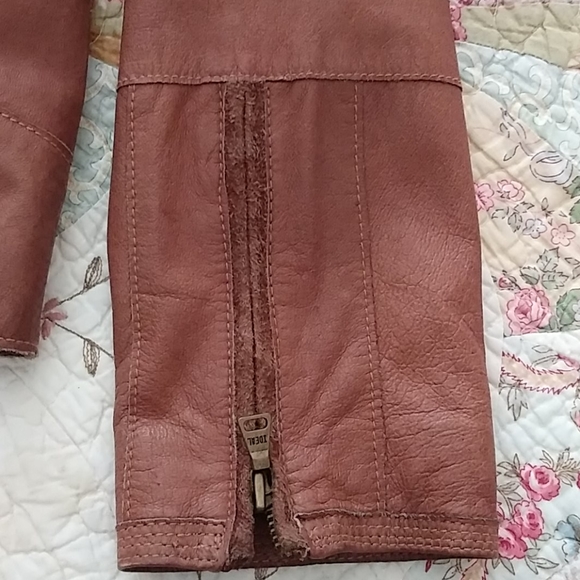 Women's leather fly jacket - Picture 2 of 8